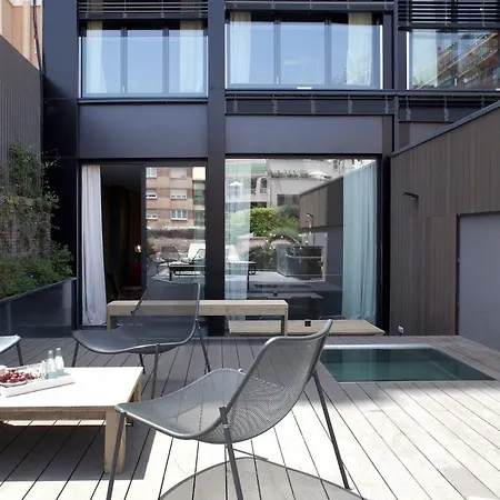 Perkes Complex * Laganas